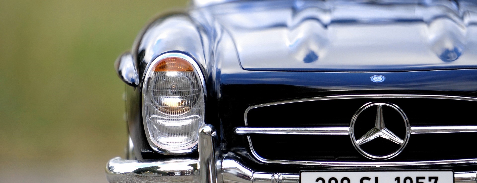 Oldtimer Mercedes in Oceanside, California | Breast Cancer Car Donations