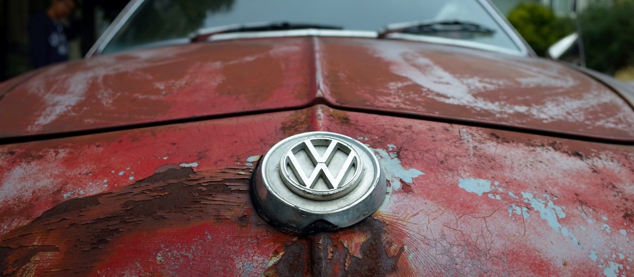 Red rusty volkswagen | Breast Cancer Car Donations