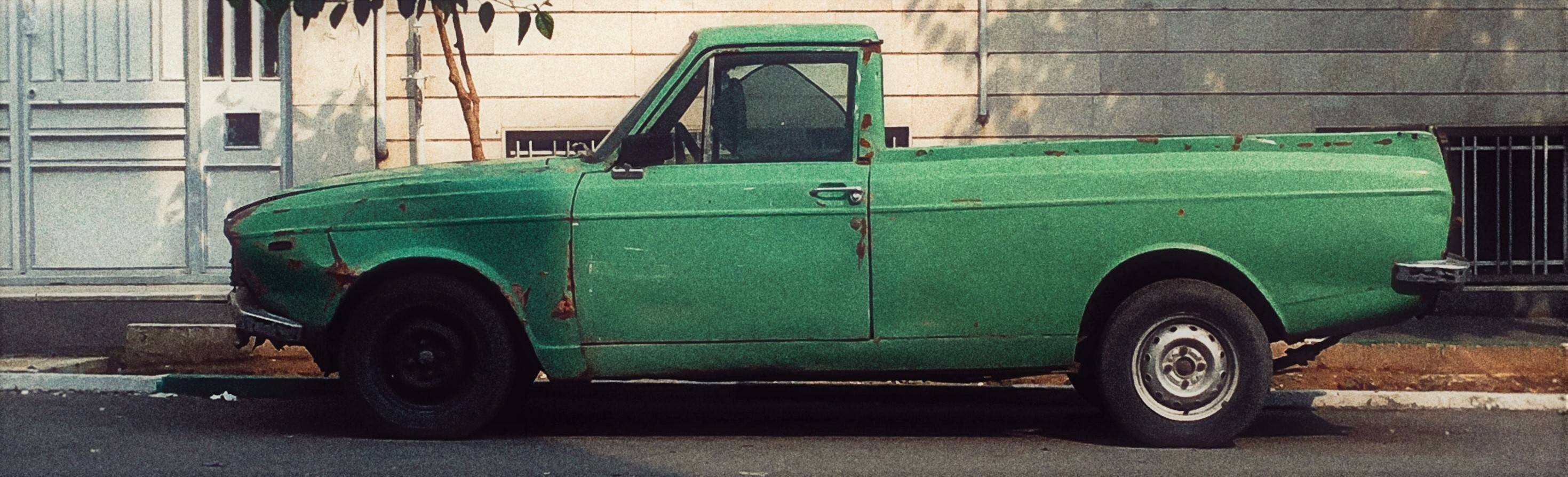 Green Oldtimer Truck | Breast Cancer Car Donations