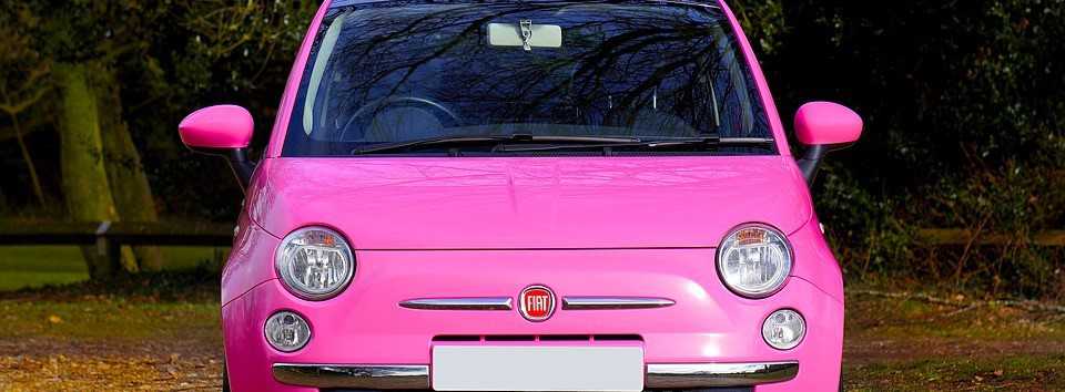 Pink Oldtimer Fiat in Los Angeles, California | Breast Cancer Car Donations