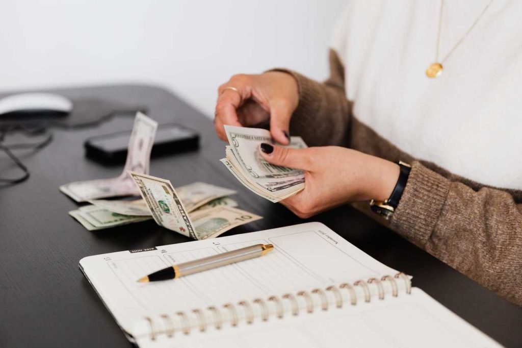 Budgeting in Holidays | Breast Cancer Car Donations