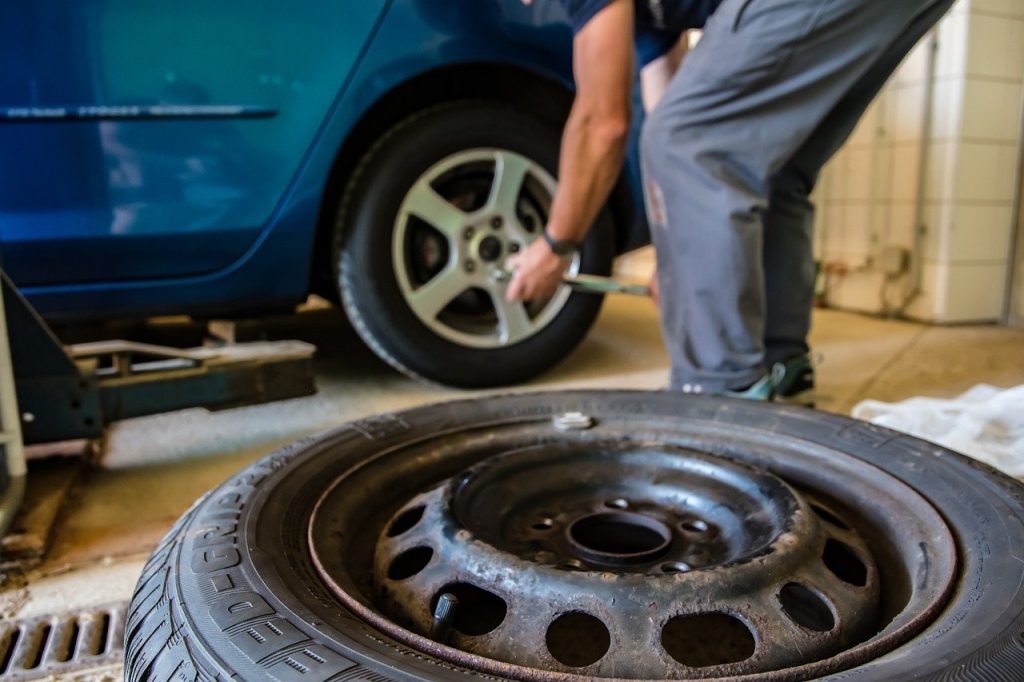 Servicing Car Tires | Breast Cancer Car Donations