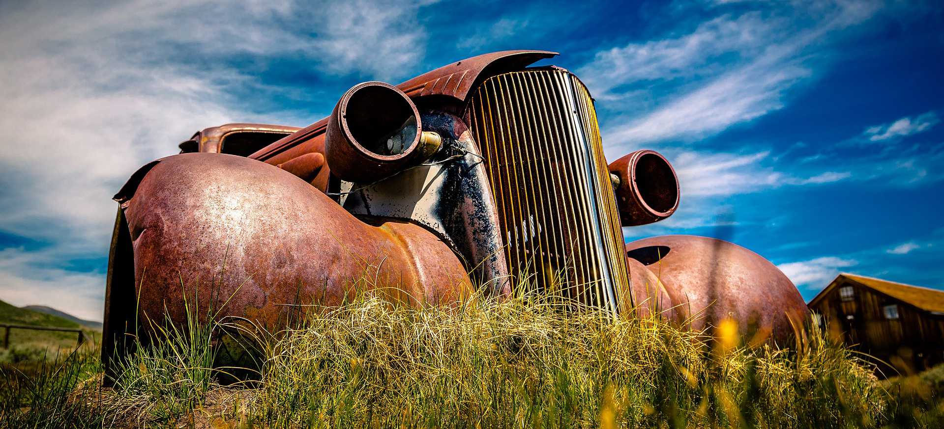 Old Rusted Car in Texas | Breast Cancer Car Donations