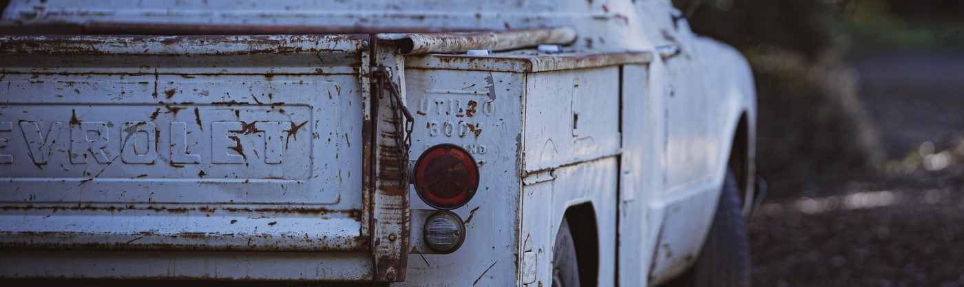 White Oldtimer Chevy Pickup | Breast Cancer Car Donations