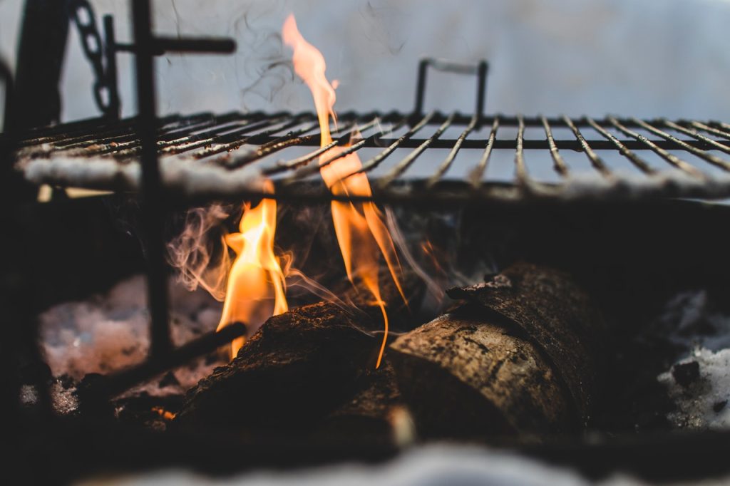 Hosting the Perfect Summer Barbecue Party | Breast Cancer Car Donations