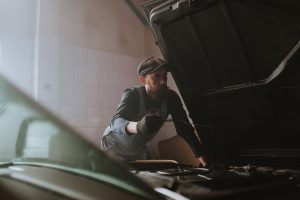 Reasons Why Your Car Is Leaking Oil | Breast Cancer Car Donations