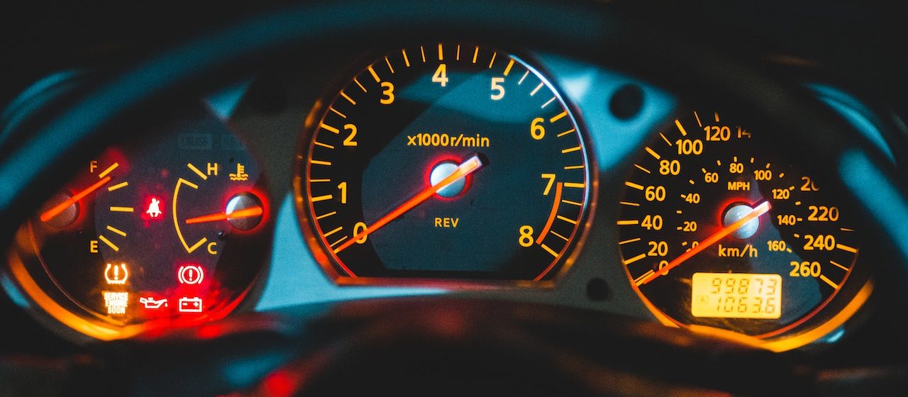 Why You Need to Pay Attention to Your Warning Lights | Breast Cancer Car Donations