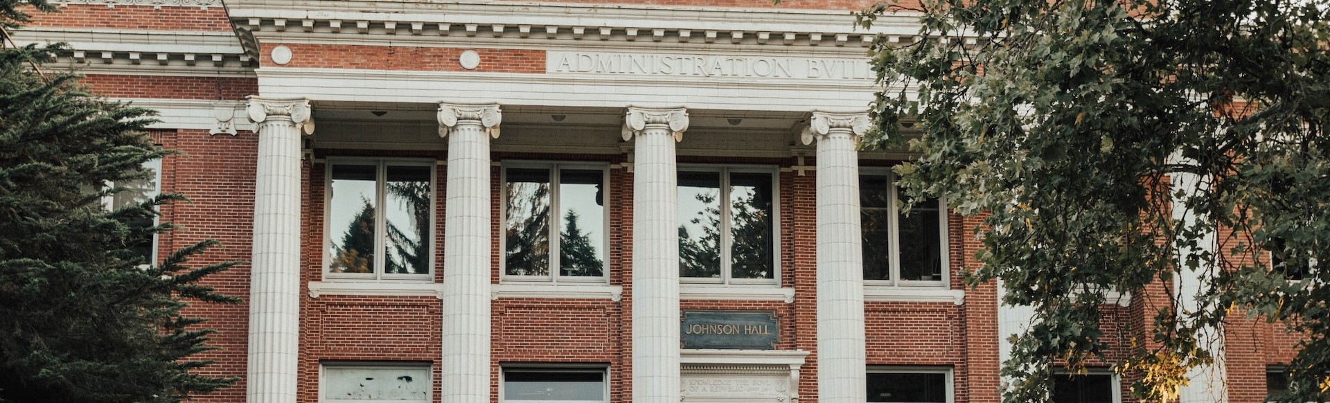 University of Oregon, empty campus | Breast Cancer Car Donations